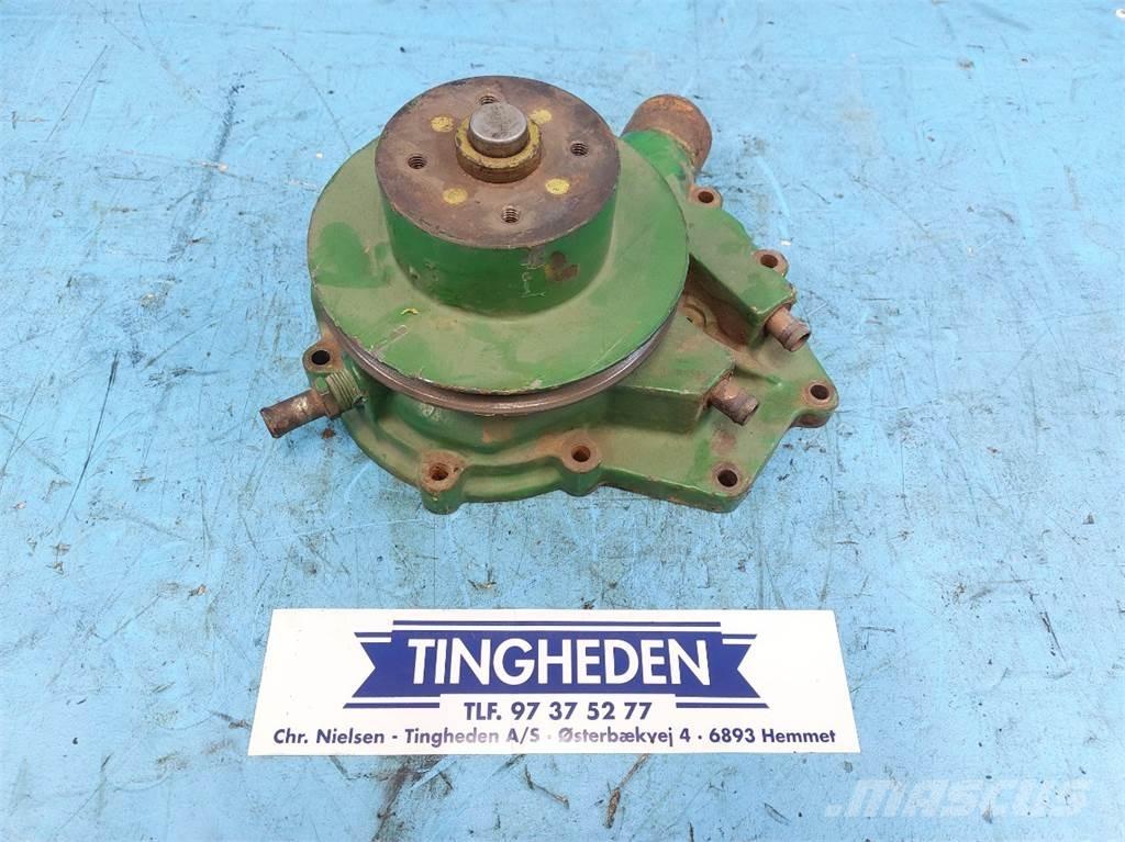 John Deere 3640 Motorji