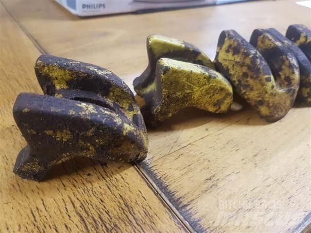 John Deere 4040 Gume, kolesa in platišča