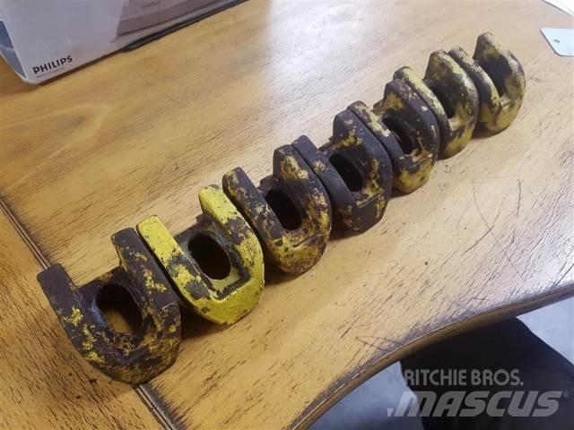 John Deere 4040 Gume, kolesa in platišča