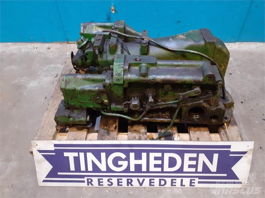 John Deere 4040 Menjalnik