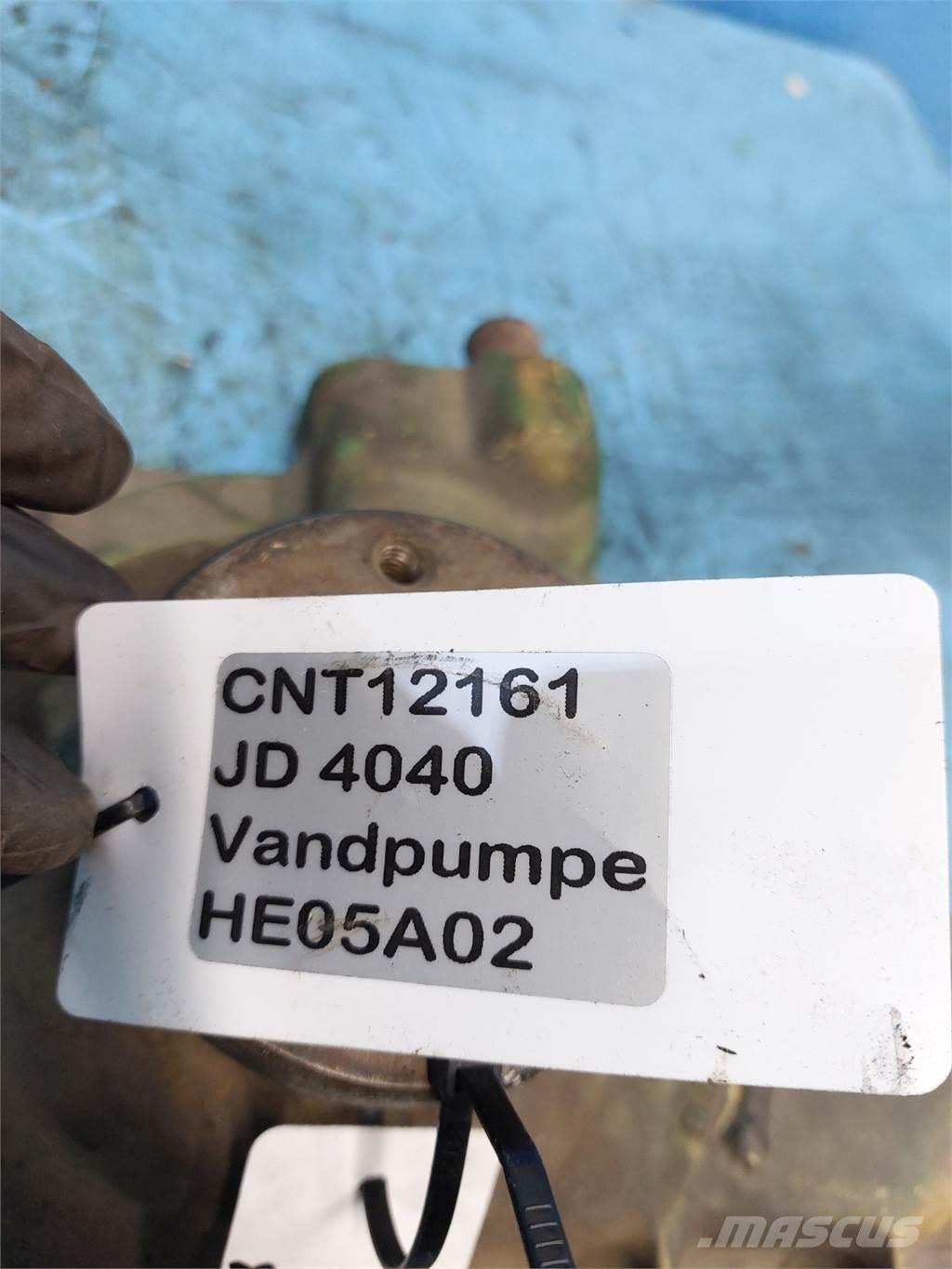John Deere 4040 Motorji