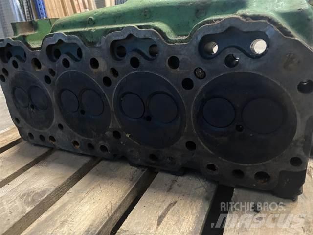 John Deere 4239 Motorji