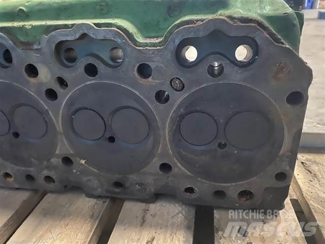 John Deere 4239 Motorji