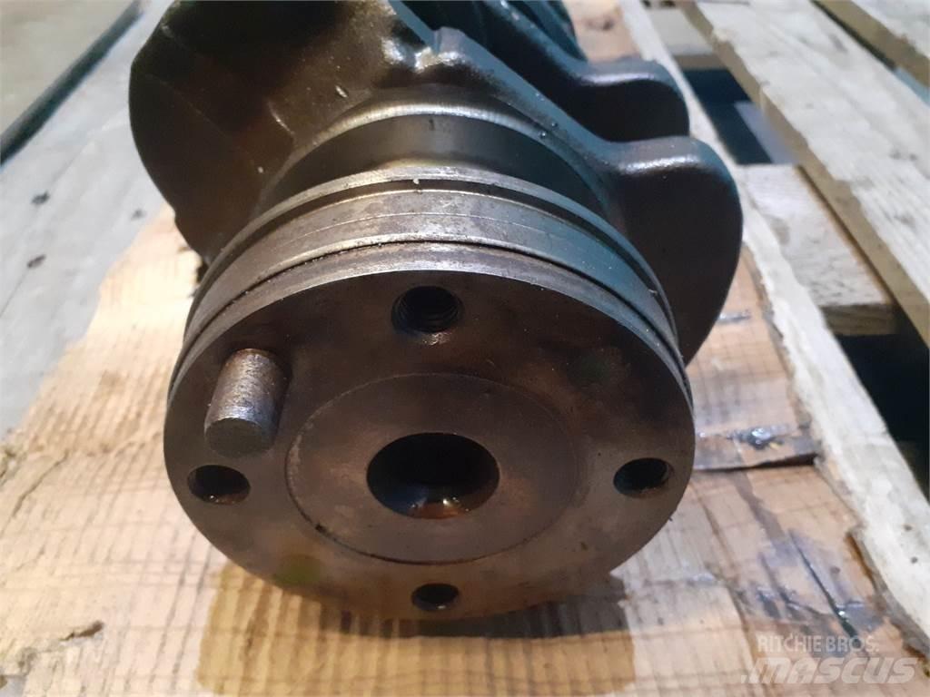 John Deere 4239 Motorji