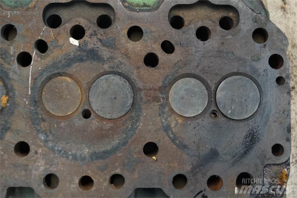 John Deere 4239 Motorji