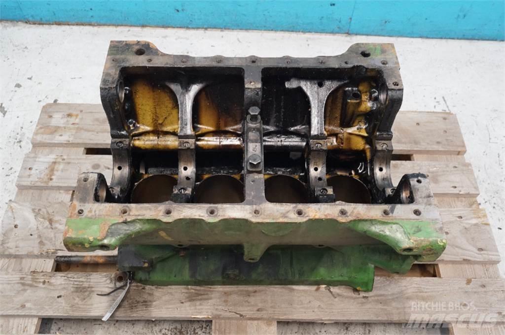 John Deere 4239 Motorji