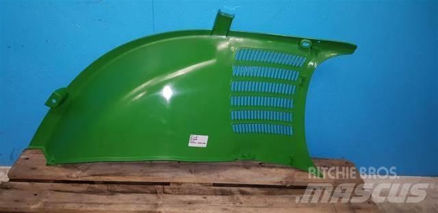 John Deere 4720 Samohodne škropilnice