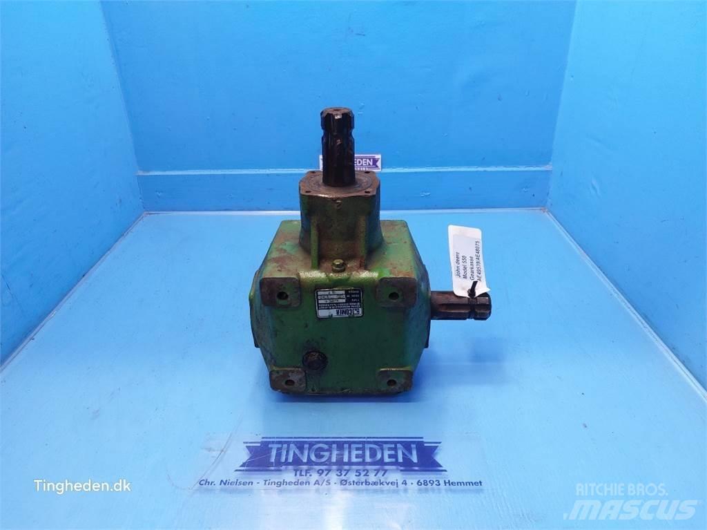 John Deere 550 Menjalnik