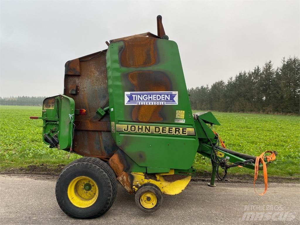 John Deere 580 Balirke (okrogle bale)