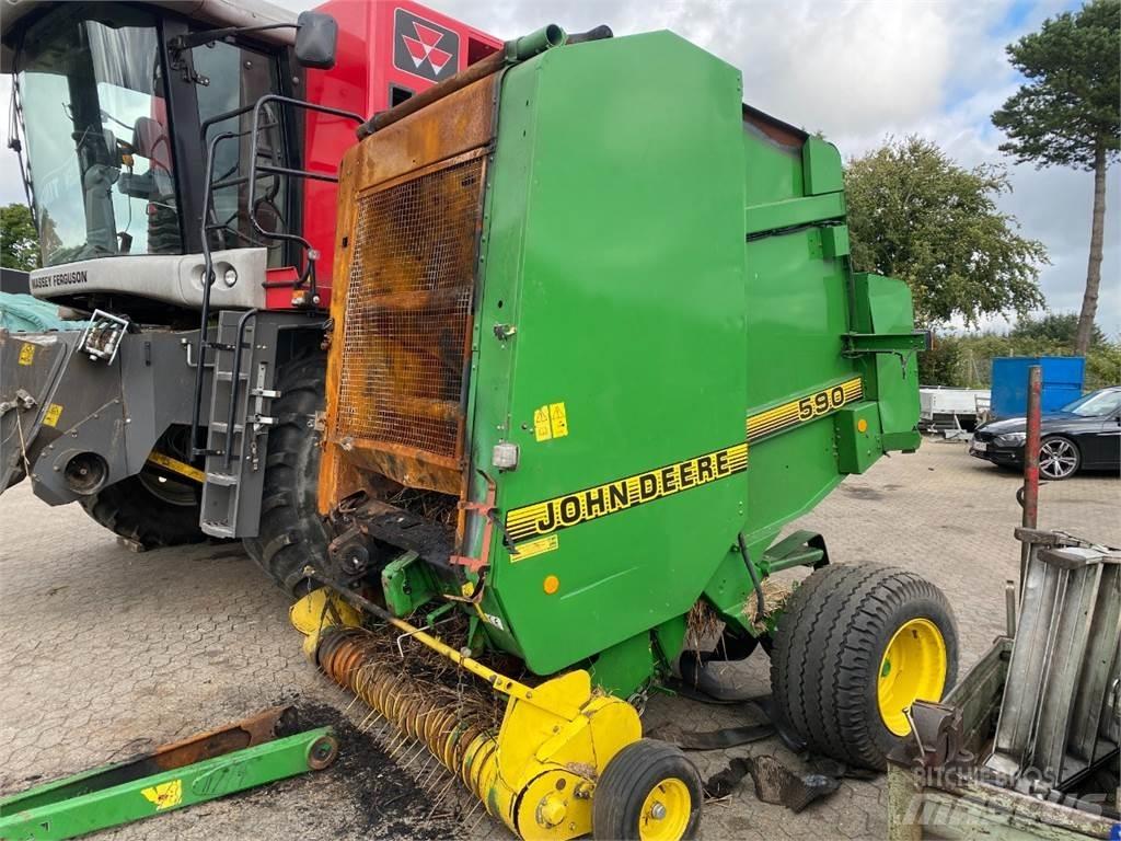 John Deere 590 Balirke (okrogle bale)