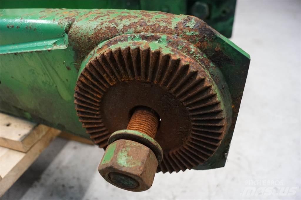 John Deere 590 Kmetijstvo - drugo