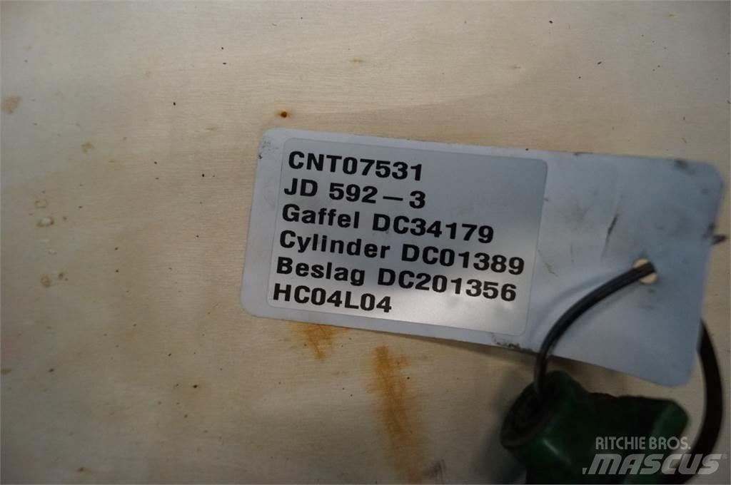 John Deere 592 Druga oprema za žetev krme