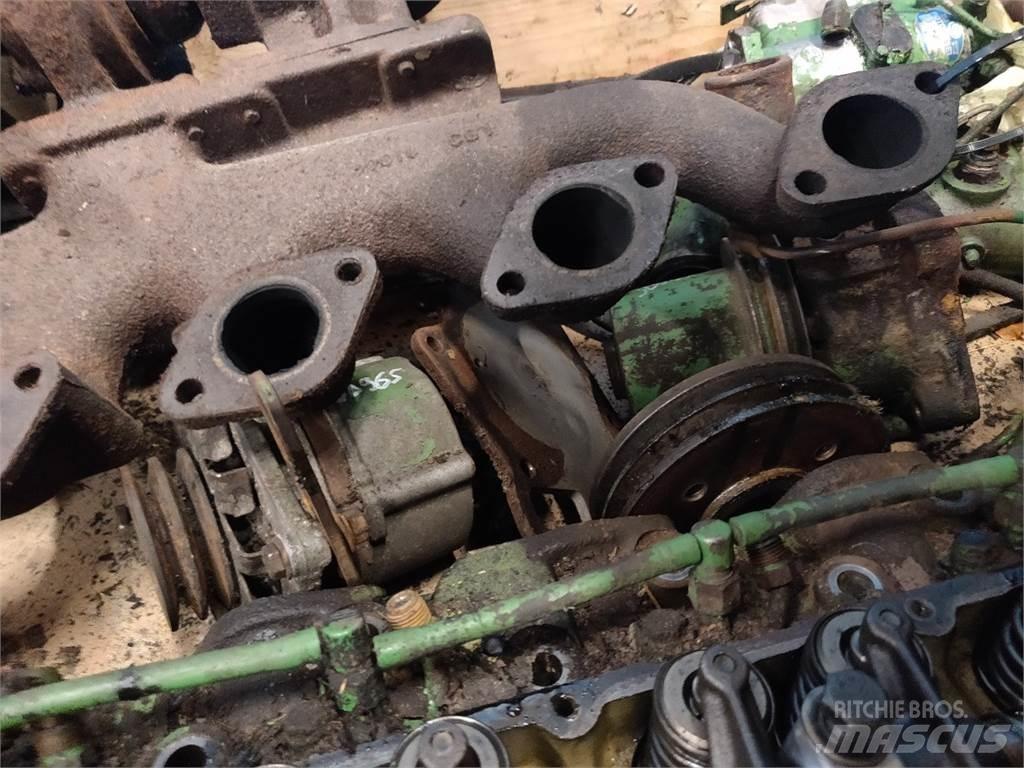John Deere 6359T Motorji