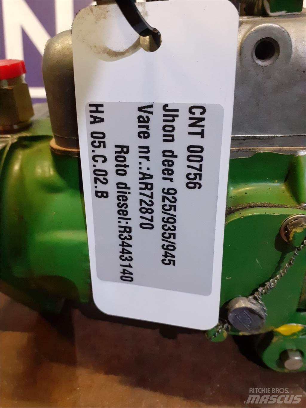 John Deere 935 Motorji