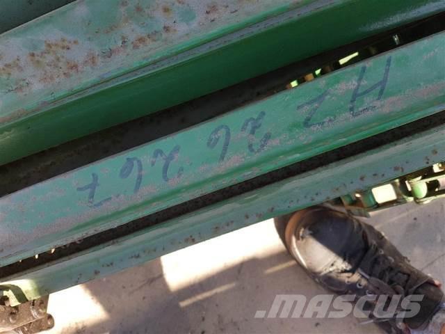 John Deere 942 Dodatna oprema za kombajne