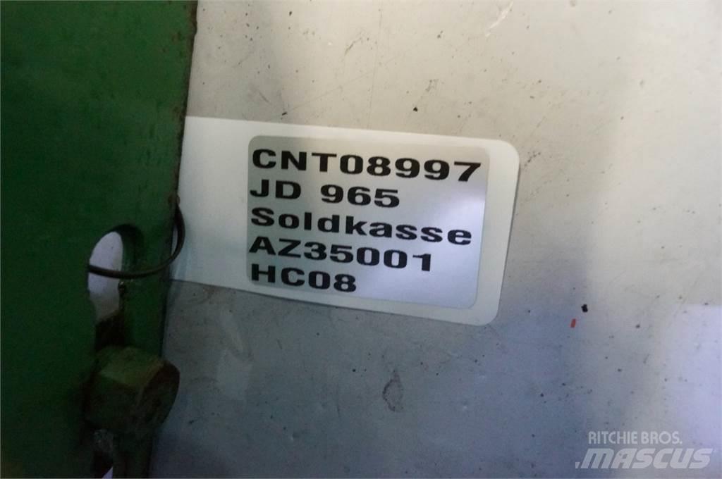 John Deere 965 Trosilci peska in soli