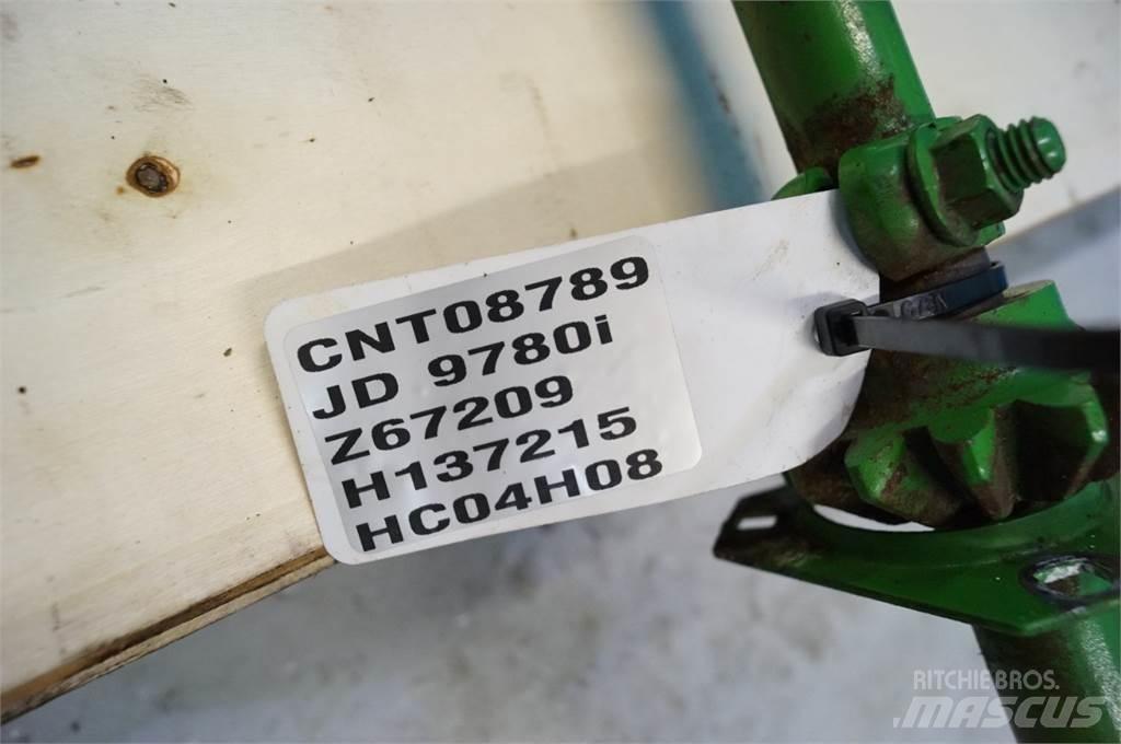 John Deere 9780 Trosilci peska in soli