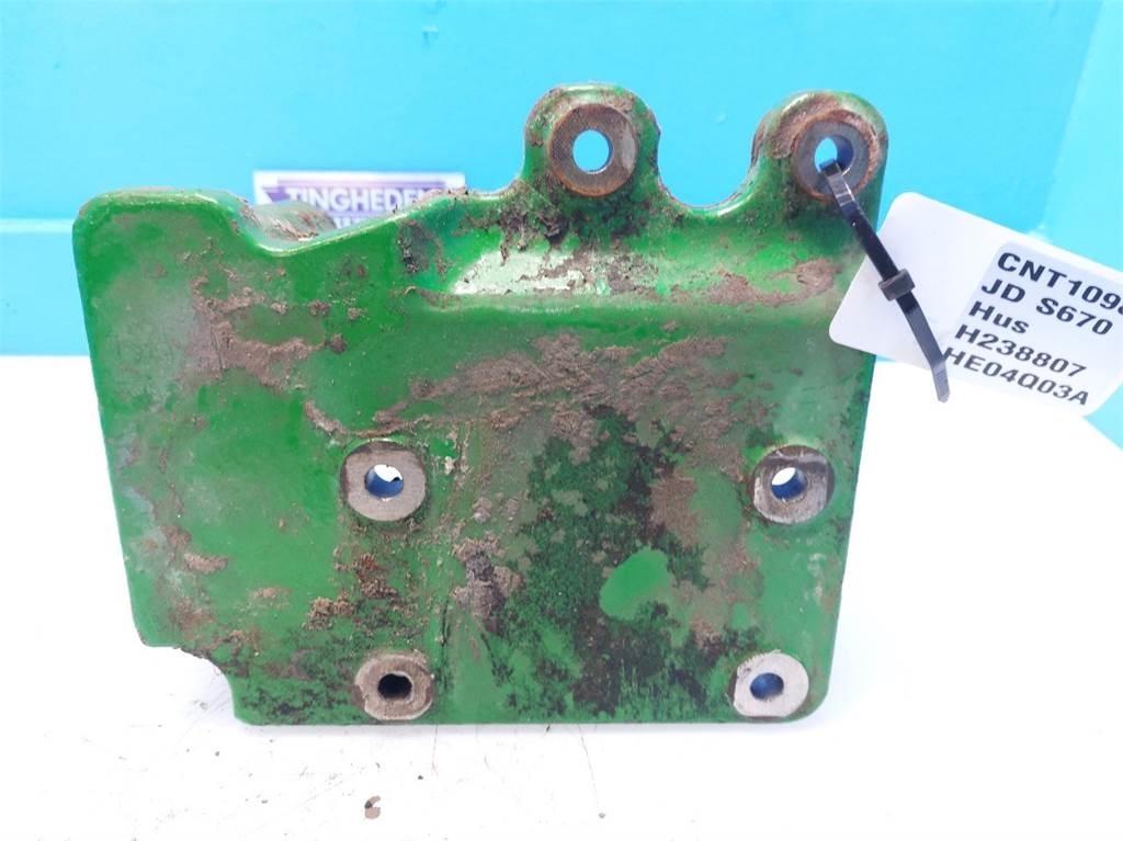John Deere S670 Motorji