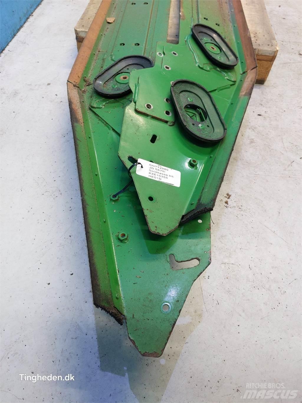 John Deere S670 Trosilci peska in soli