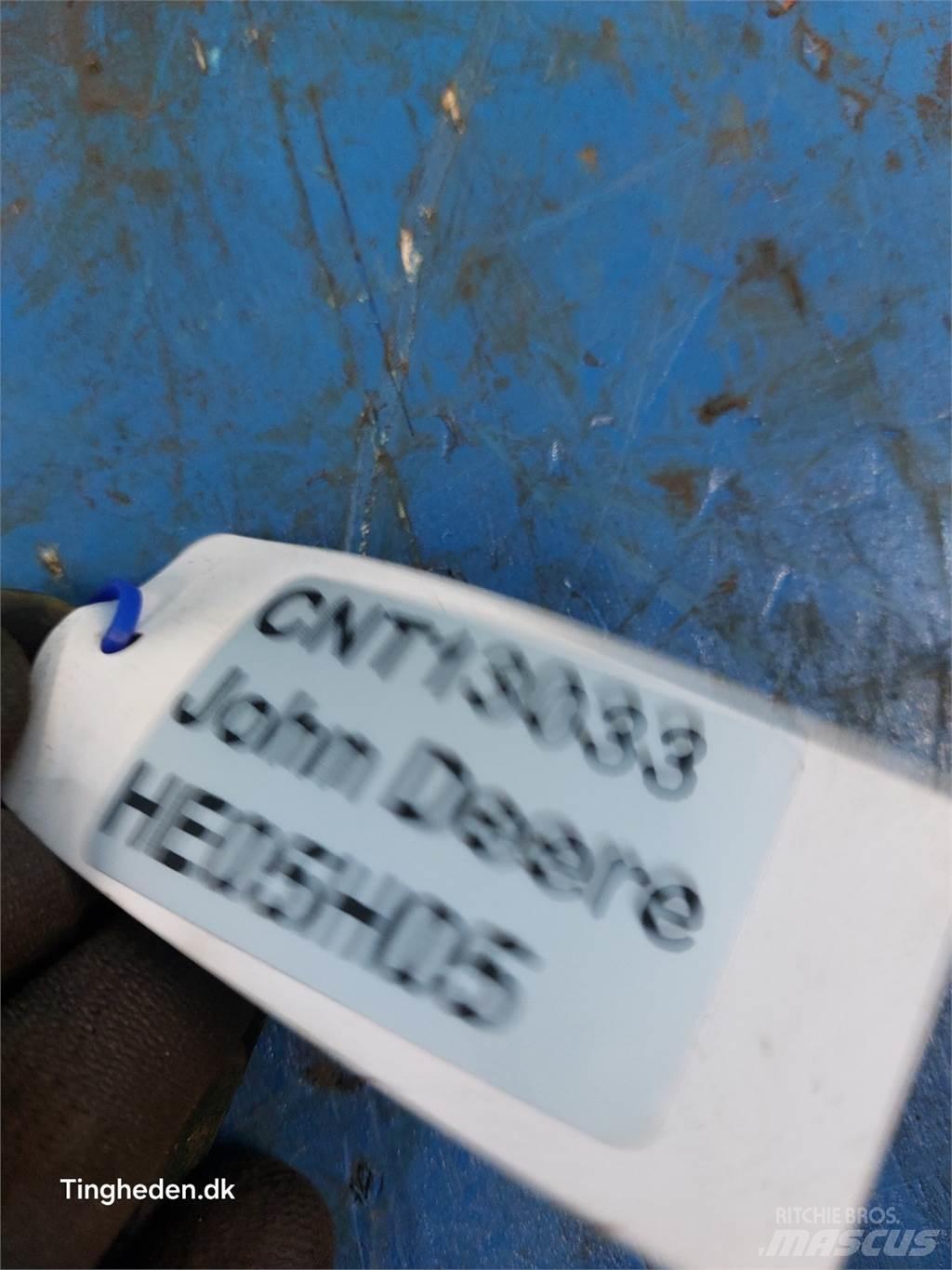 John Deere S670 Trosilci peska in soli