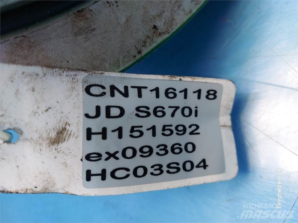 John Deere S670 Menjalnik