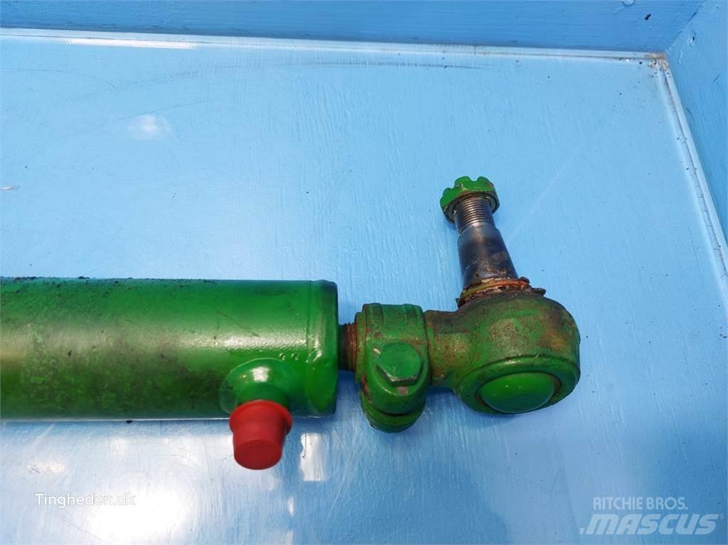 John Deere T660I Hidravlika