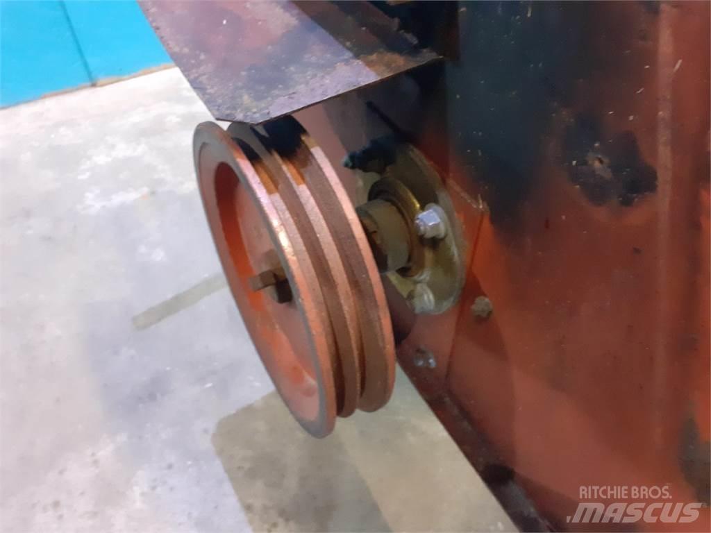Laverda 3650 Dodatna oprema za kombajne