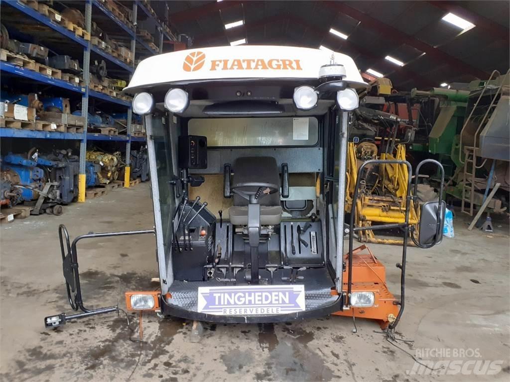 Laverda 3650 Kabine in notranjost