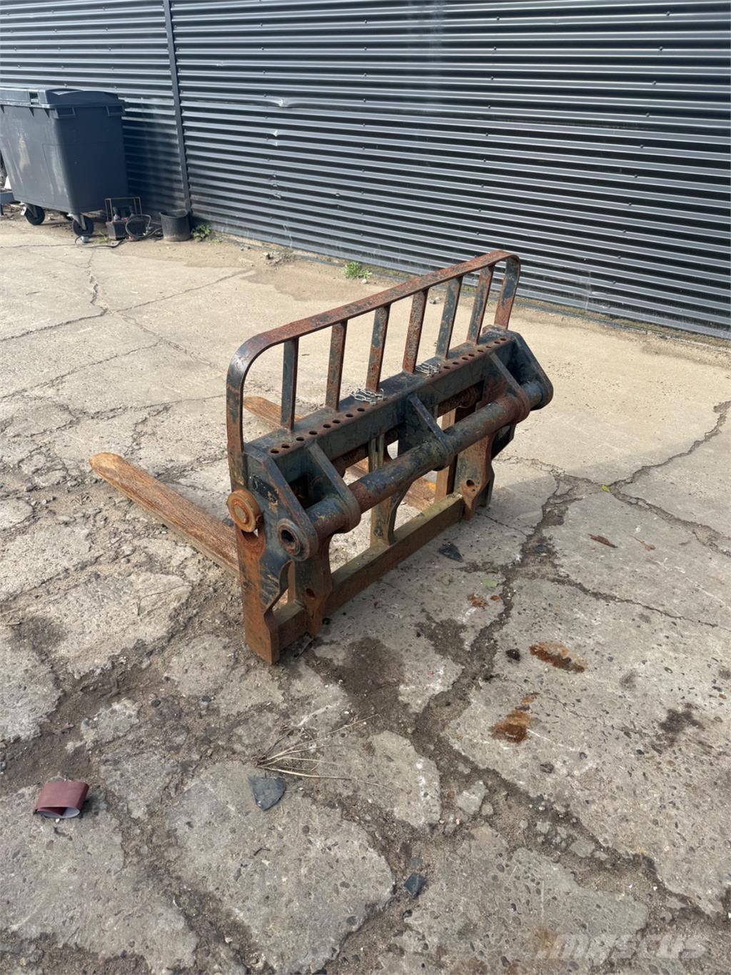 Manitou 4000kg Vilice