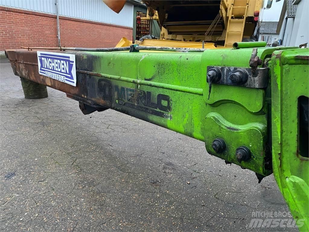 Merlo 25.6 Boom in dipper roke
