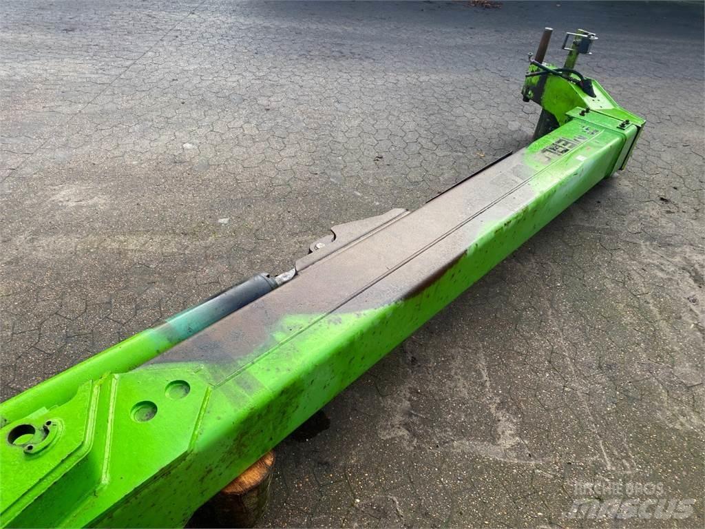 Merlo 28.7 Boom in dipper roke