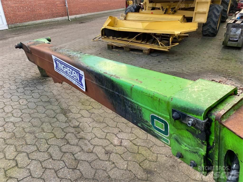 Merlo 40.7 Boom in dipper roke