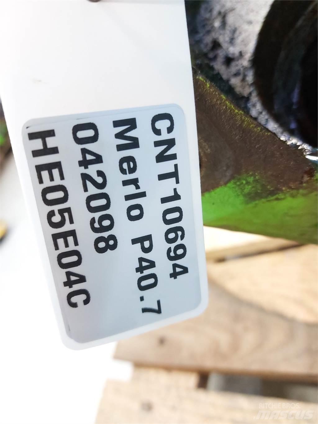 Merlo P40.7 Osi