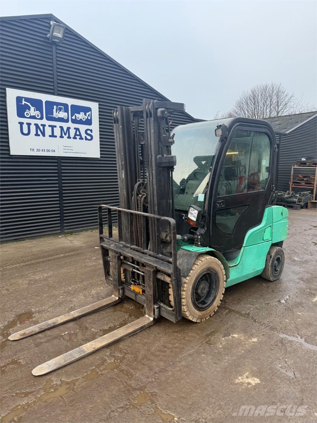 Mitsubishi FD35 Dizelski viličarji