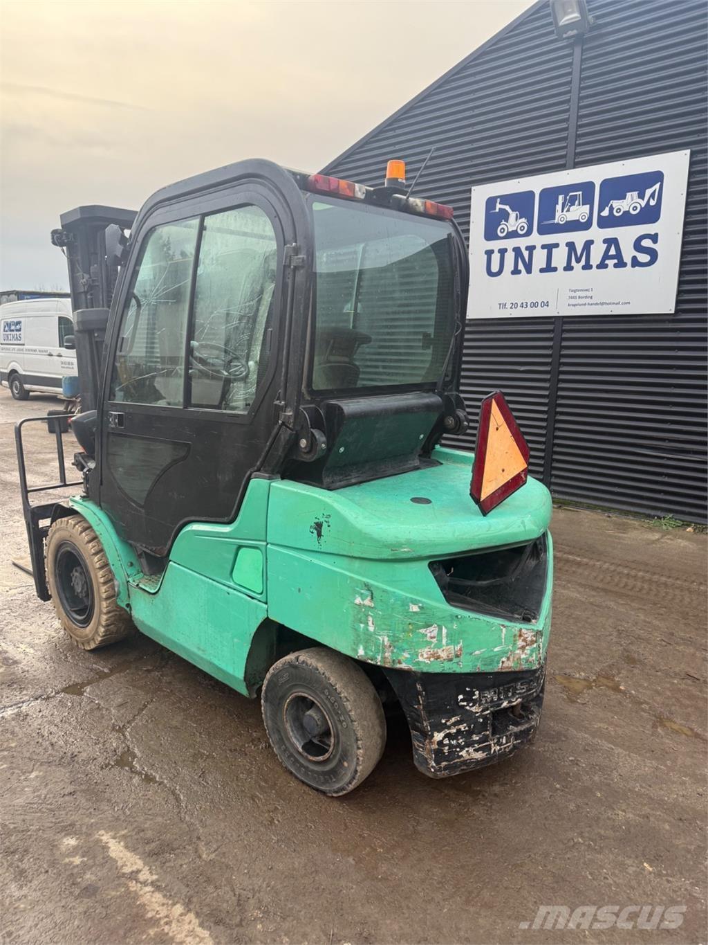 Mitsubishi FD35 Dizelski viličarji