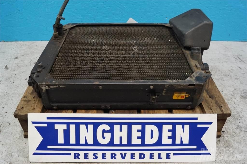 New Holland 5640 Radiatorji