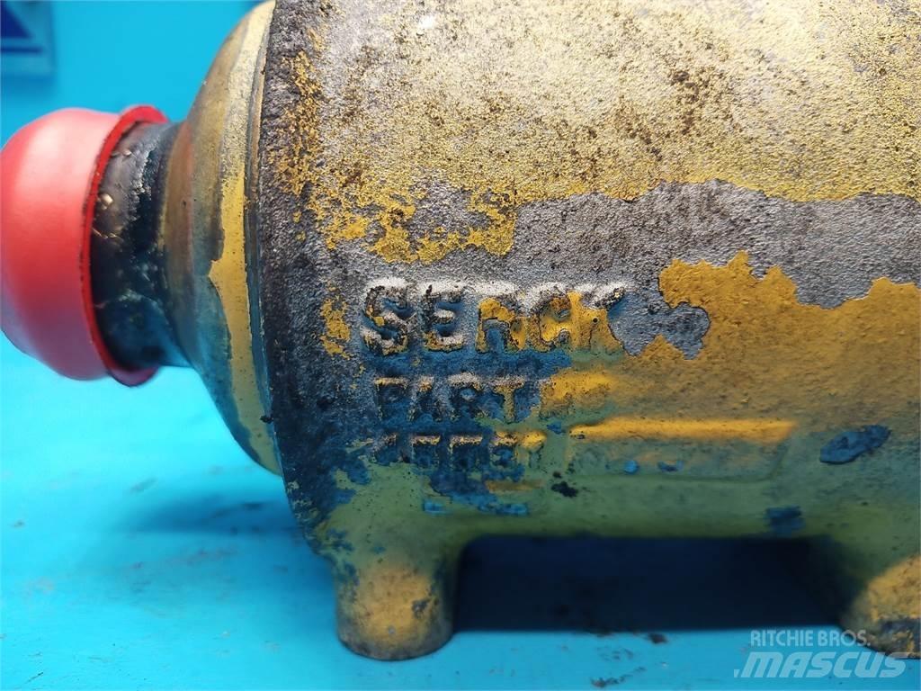 New Holland 8060 Radiatorji