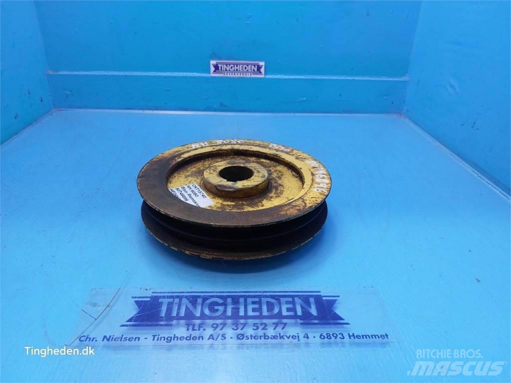 New Holland 8080 Kmetijstvo - drugo