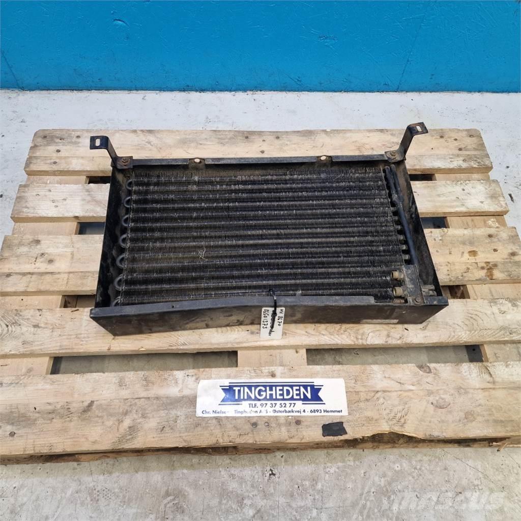 New Holland 8670 Radiatorji
