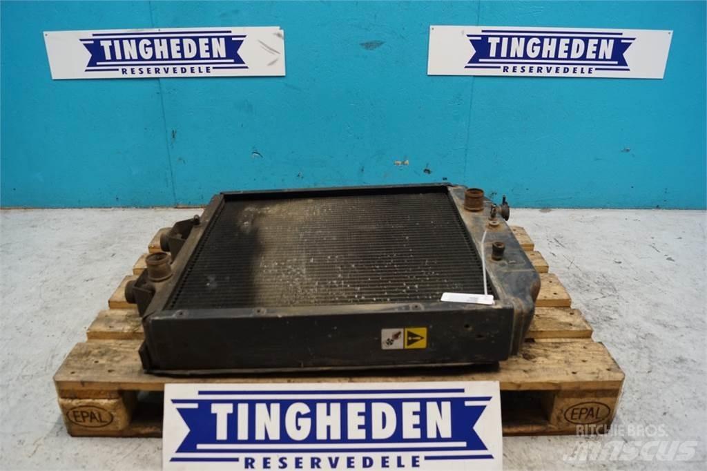 New Holland 8770 Radiatorji