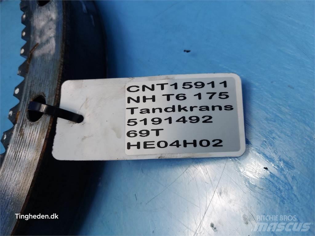 New Holland T6 Menjalnik