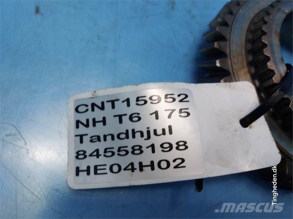 New Holland T6 Menjalnik