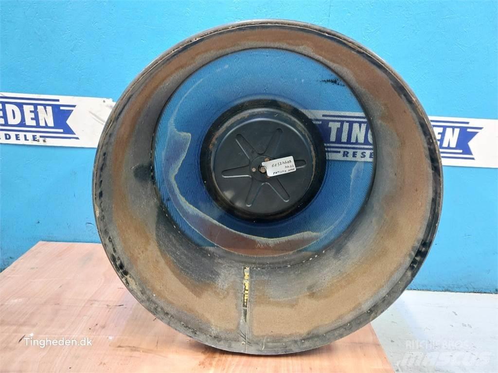 New Holland TF44 Radiatorji