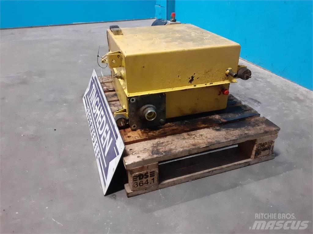New Holland TF78 Hidravlika