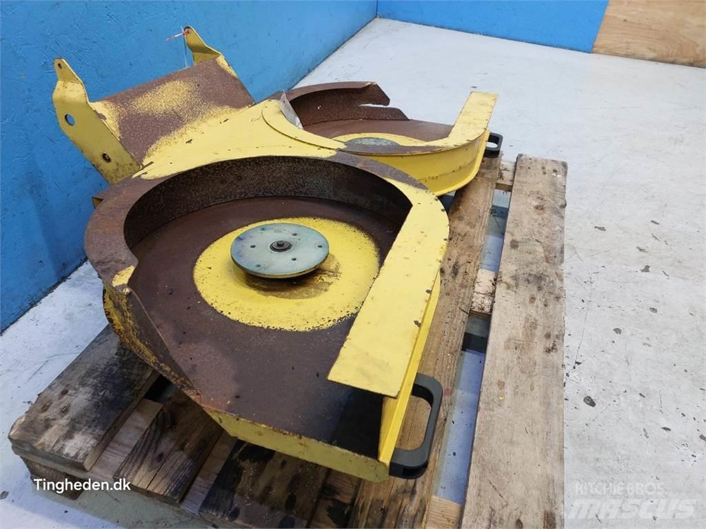 New Holland TF78 Dodatna oprema za kombajne