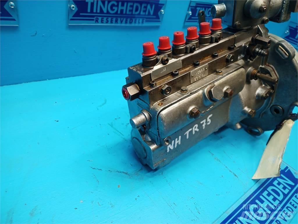 New Holland TR75 Motorji