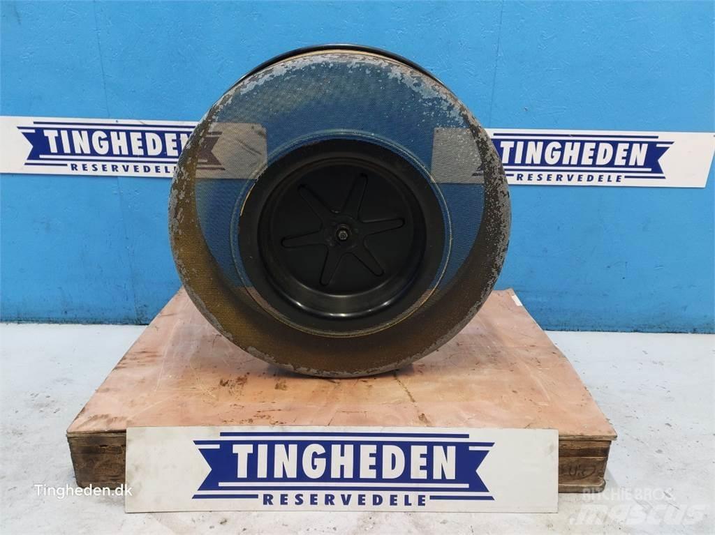 New Holland TX30 Radiatorji
