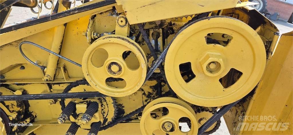 New Holland TX30 Dodatna oprema za kombajne