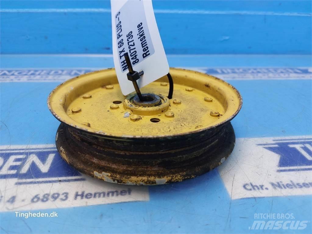 New Holland TX68 Drugi kmetijski stroji