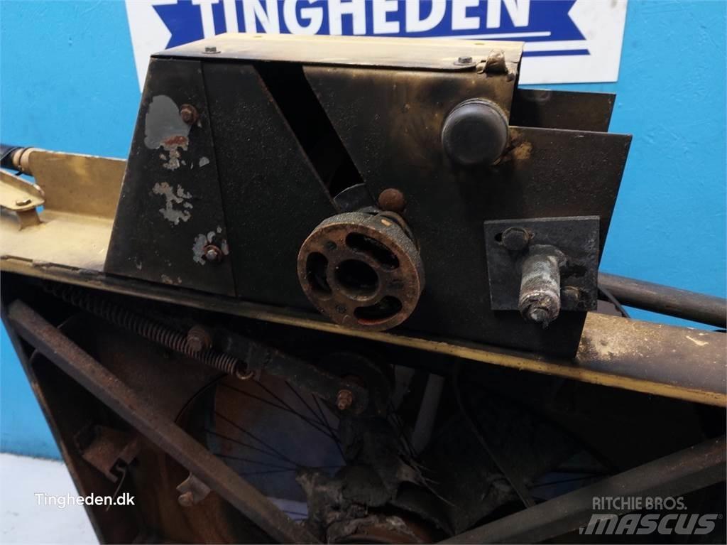 New Holland TX68 Radiatorji